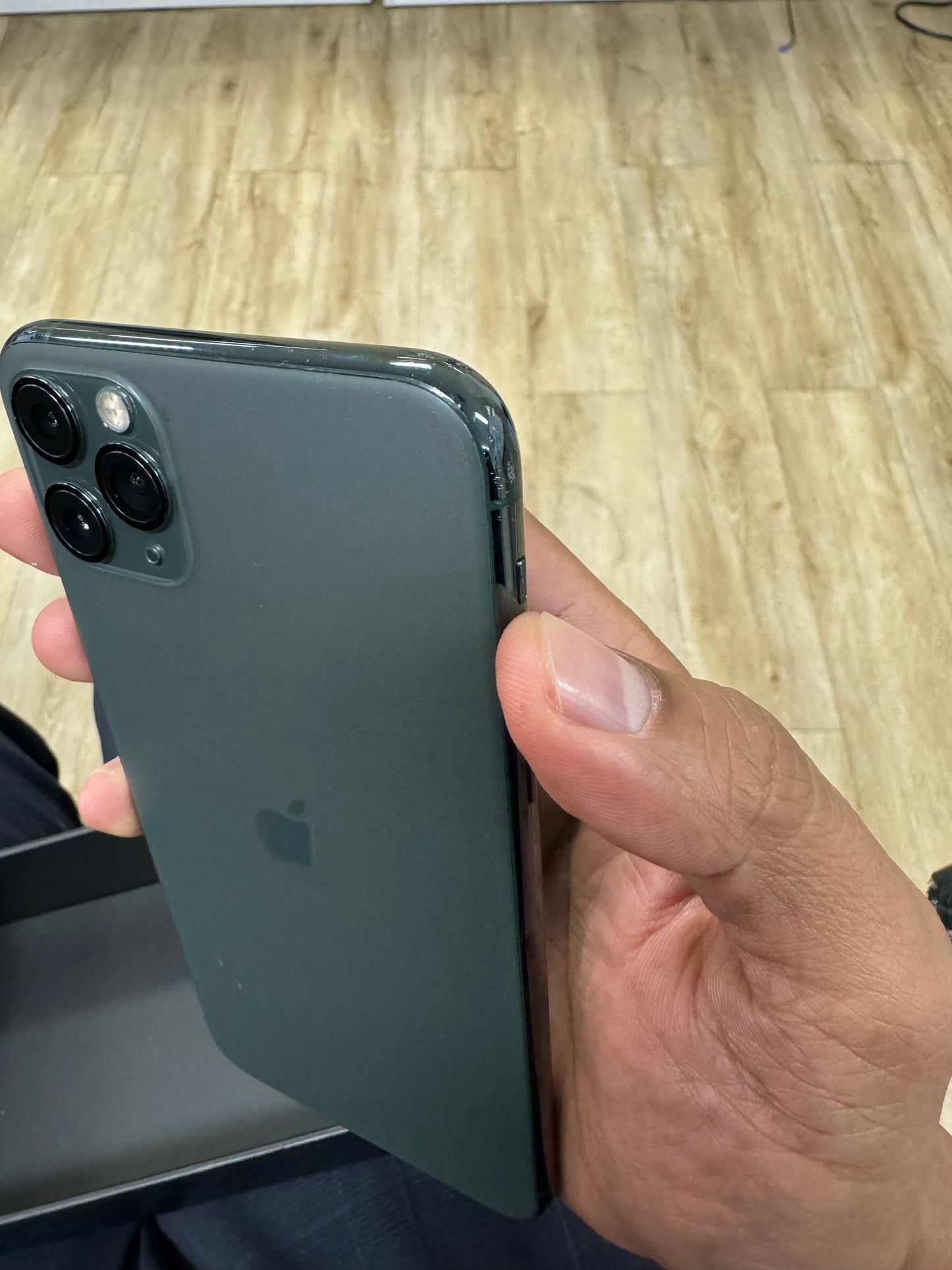 Used iPhone 11 Pro Max 256G midnight green