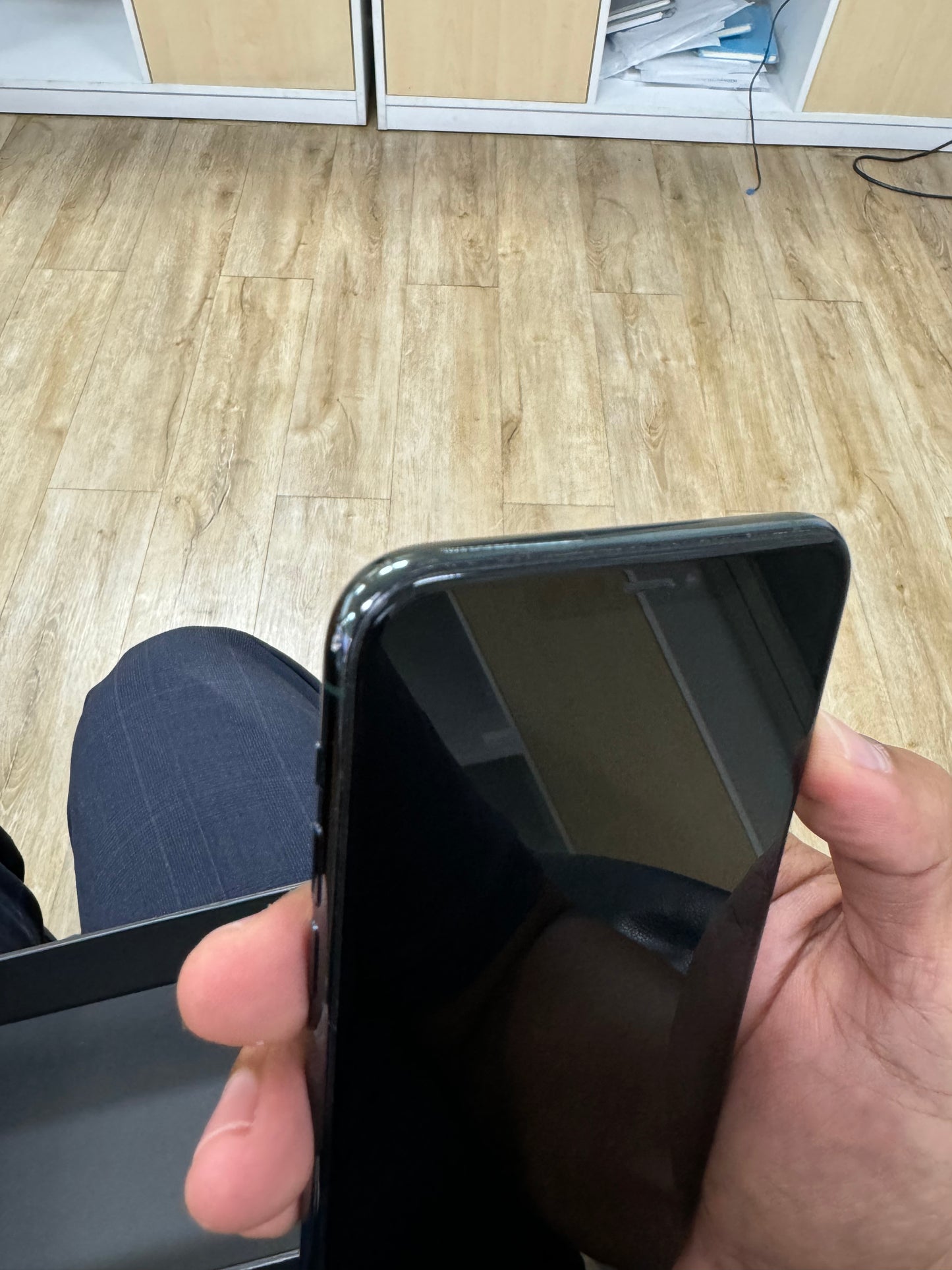 Used iPhone 11 Pro Max 256G midnight green